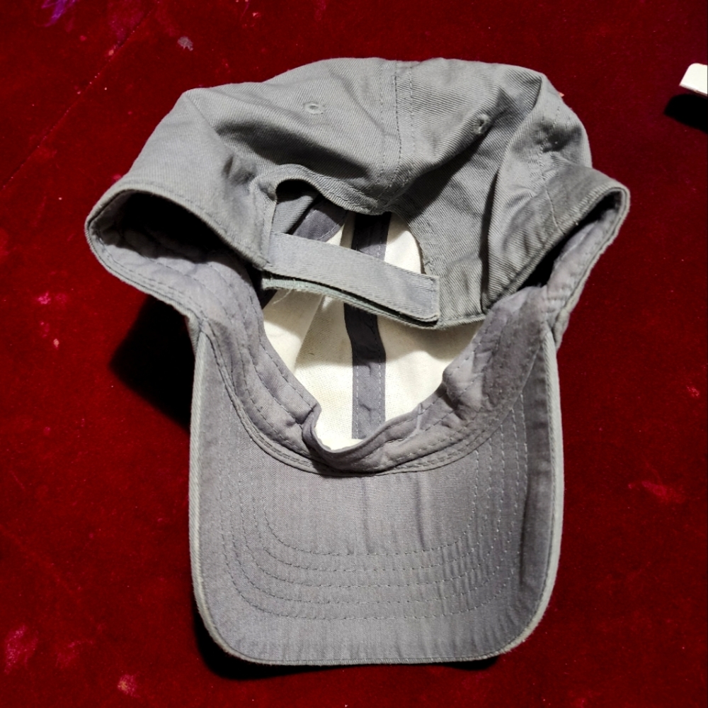 Baseball cap / hat 🧢 - Picture 4 of 5
